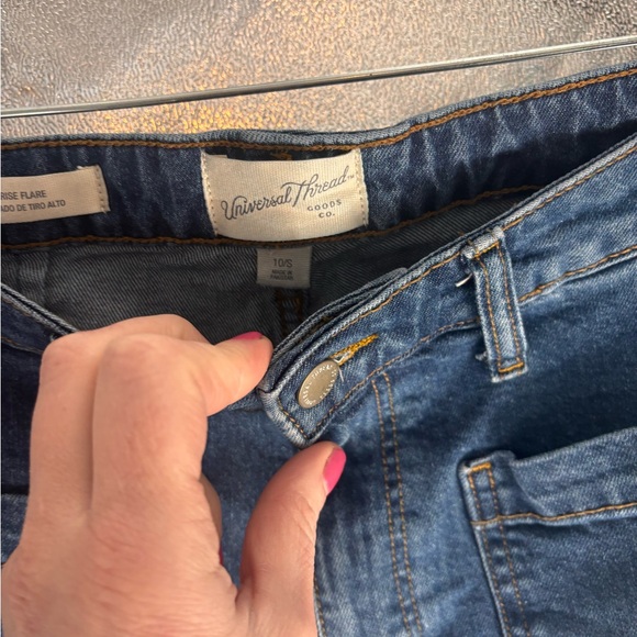 Universal Thread High Rise Front Pocket Flare Jeans - Picture 5 of 10